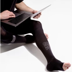 Medias Compressport Total Full Leg Negro -Deportes Ropa Tienda medias compressport total full leg negro 1